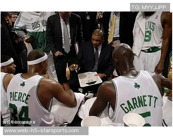 明天进行核磁共振检查里弗斯对小凯文波特扭伤情况表示担忧希望一切顺利 明天进行核磁共振检查里弗斯对小凯文波特扭伤情况表示担忧希望一切顺利