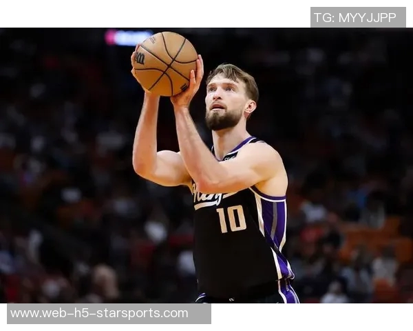 小萨连续三年领跑两双榜单成为历史第五位达成此成就的球员 小萨连续三年领跑两双榜单成为历史第五位达成此成就的球员